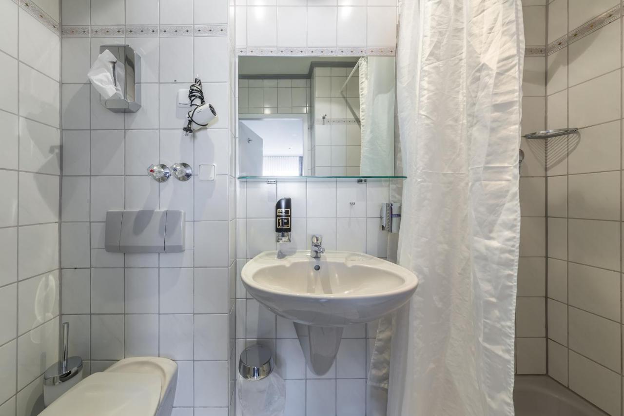 Hotel Klein Frankfurt Frankfurt am Main Ngoại thất bức ảnh