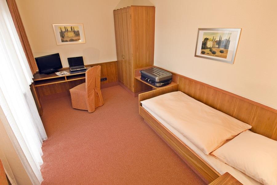 Hotel Klein Frankfurt Frankfurt am Main Phòng bức ảnh