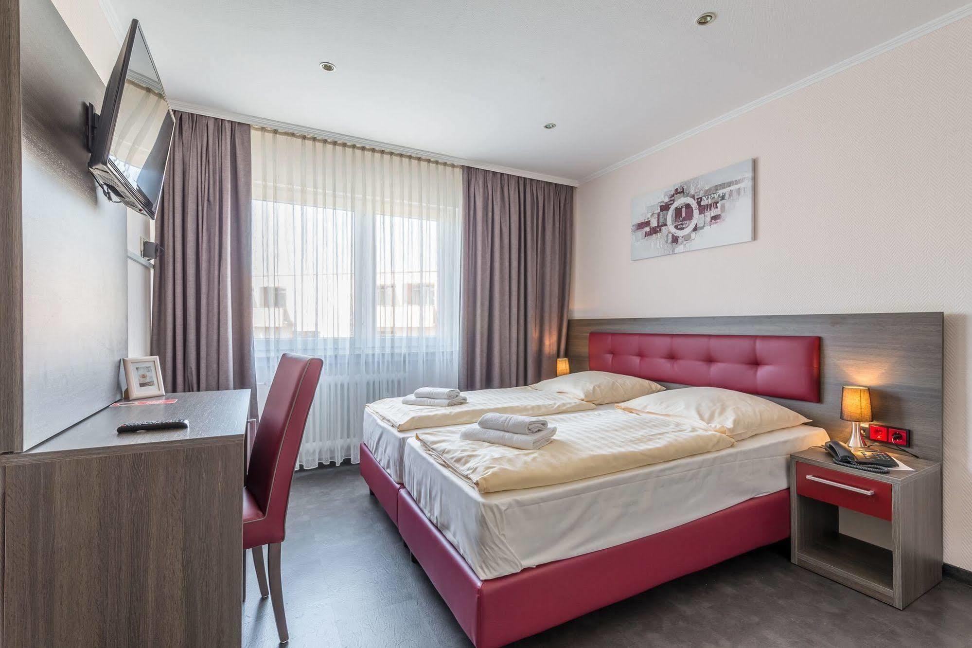 Hotel Klein Frankfurt Frankfurt am Main Ngoại thất bức ảnh