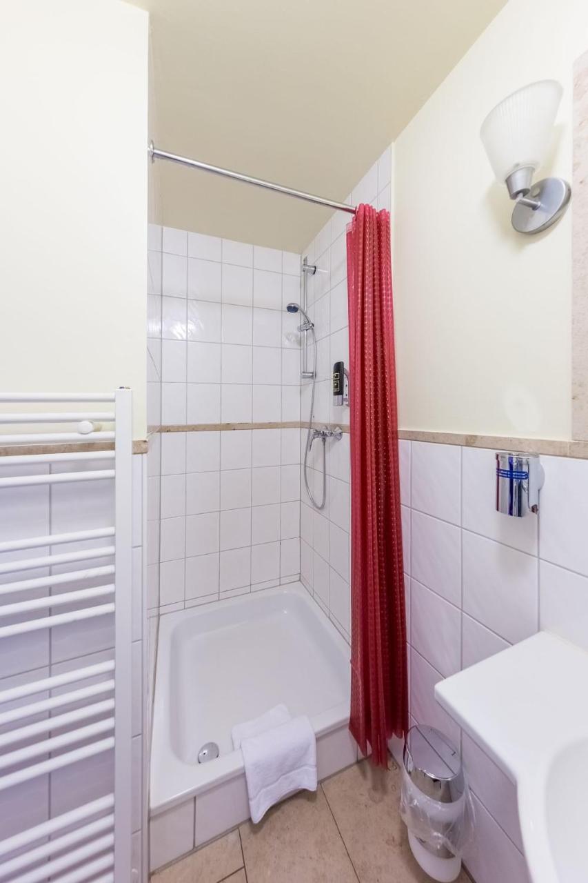 Hotel Klein Frankfurt Frankfurt am Main Ngoại thất bức ảnh
