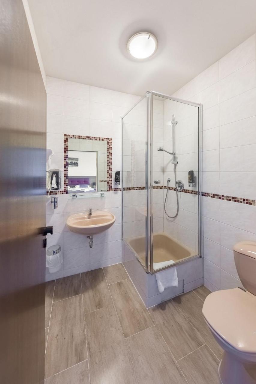 Hotel Klein Frankfurt Frankfurt am Main Ngoại thất bức ảnh